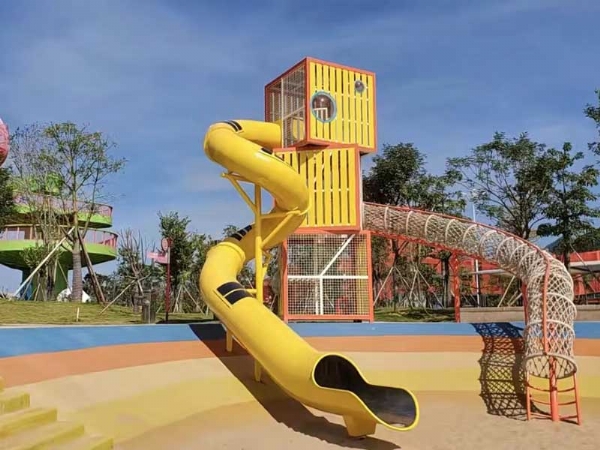 市政公園商業(yè)地產(chǎn)